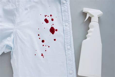 stain clothes with fake blood|make your own non staining blood.